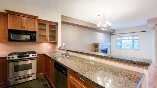 74-7388 Macpherson Avenue, Burnaby, BC 