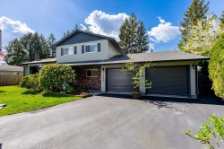 12305 221 Street Maple Ridge, BC V2X 5T4