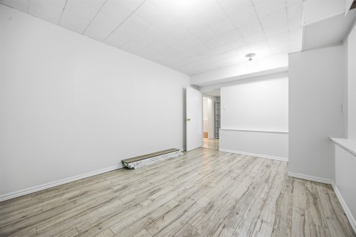 Lower-1106 Duthie Avenue, Burnaby, BC 