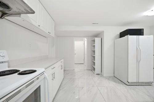Lower-1106 Duthie Avenue, Burnaby, BC 