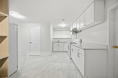 Lower-1106 Duthie Avenue, Burnaby, BC 