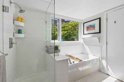 428 Helmcken Street, Vancouver, BC 