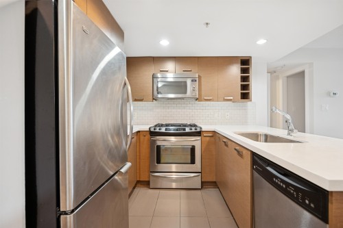 511-8033 Saba Road, Richmond, BC 