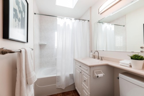 3665 Edgemont Boulevard, North Vancouver, BC 