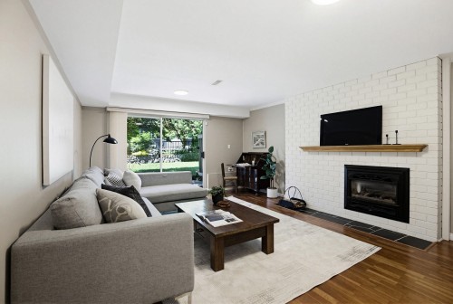 3665 Edgemont Boulevard, North Vancouver, BC 