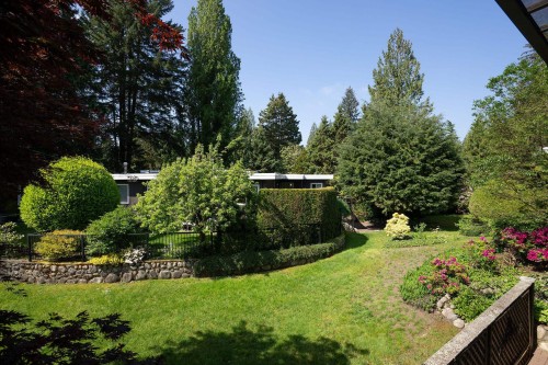 3665 Edgemont Boulevard, North Vancouver, BC 