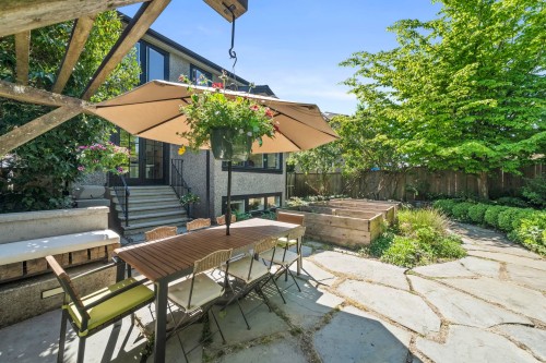 125 39Th Avenue W, Vancouver, BC 