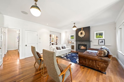 125 39Th Avenue W, Vancouver, BC 