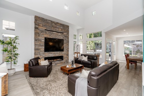 1987 Parkway Boulevard, Coquitlam, BC 