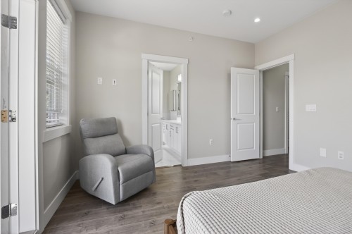 1909 Pitt River Road, Port Coquitlam, BC 