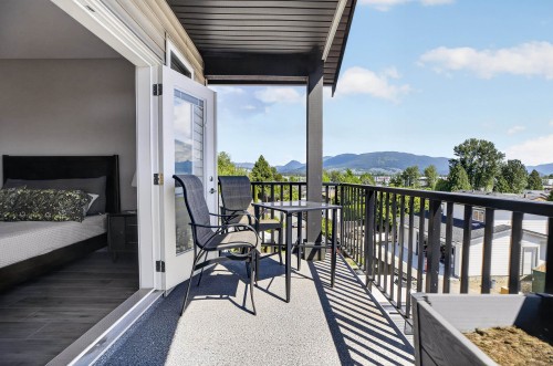 1909 Pitt River Road, Port Coquitlam, BC 