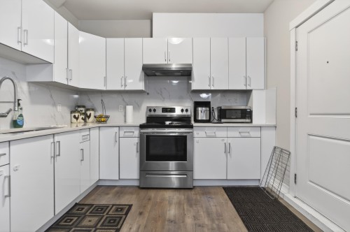 1909 Pitt River Road, Port Coquitlam, BC 