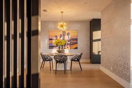 919 4Th Street E, North Vancouver, BC 