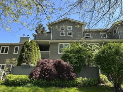 204-1523 Bowser Avenue North Vancouver, BC V7P 2Y4