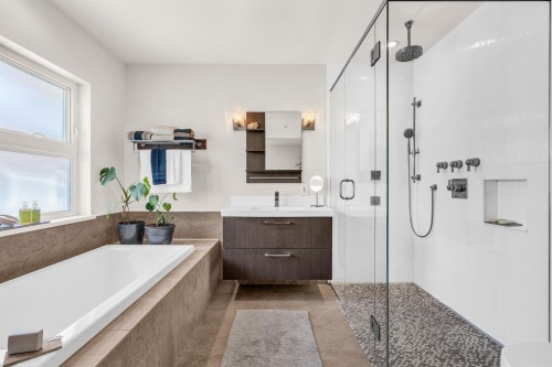 517 Atlantic Street, Vancouver, BC 