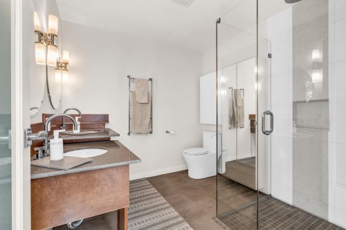 517 Atlantic Street, Vancouver, BC 
