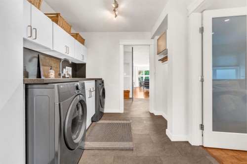 517 Atlantic Street, Vancouver, BC 