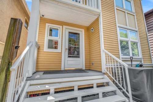 517 Atlantic Street, Vancouver, BC 
