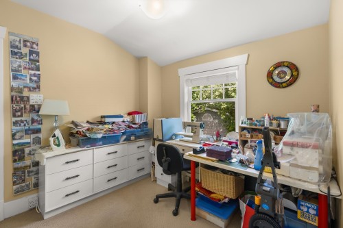 5662 Laburnum Street, Vancouver, BC 