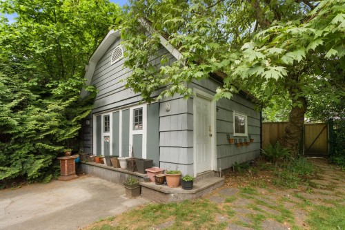 5662 Laburnum Street, Vancouver, BC 