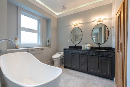7660 Malahat Avenue, Richmond, BC 