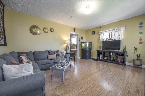 3826 Glendale Street, Vancouver, BC 