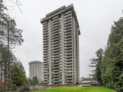 2002-3970 Carrigan Court Burnaby, BC V3N 4S5