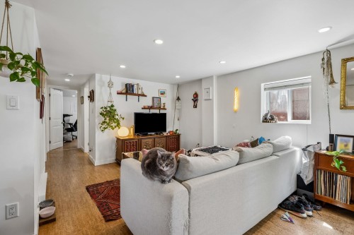 2323 Graveley Street, Vancouver, BC 