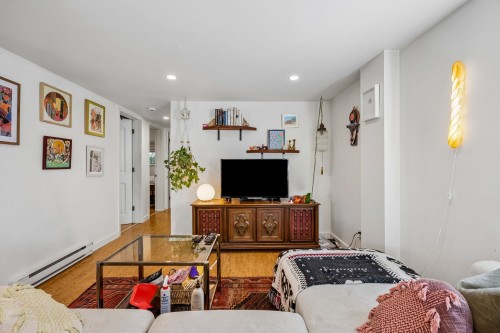 2323 Graveley Street, Vancouver, BC 