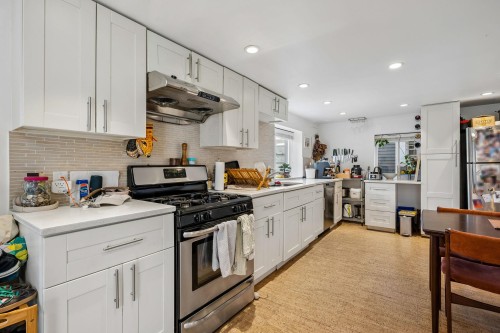 2323 Graveley Street, Vancouver, BC 