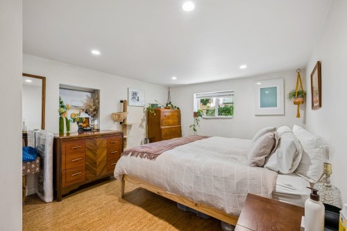 2323 Graveley Street, Vancouver, BC 