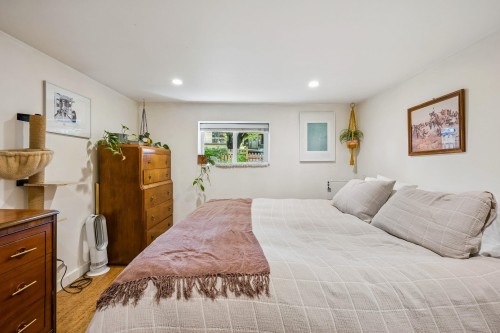 2323 Graveley Street, Vancouver, BC 