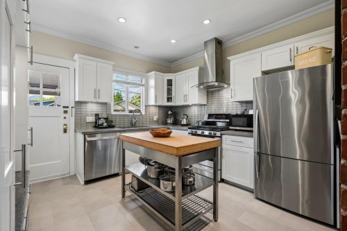 2323 Graveley Street, Vancouver, BC 
