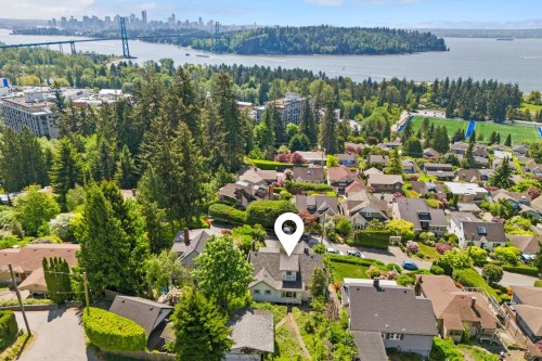 1013 Duchess Avenue, West Vancouver, BC 