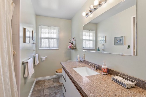 944 Porter Street, Coquitlam, BC 