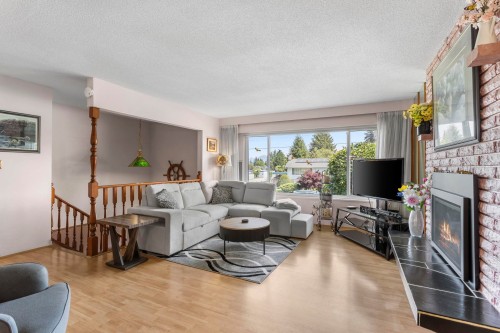 944 Porter Street, Coquitlam, BC 