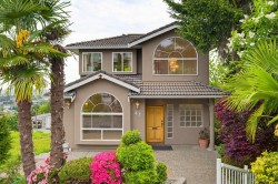 41 Hythe Avenue NBurnaby, BC V5B 1G3