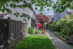 21-230 14th Street W North Vancouver, BC V7M 1P3