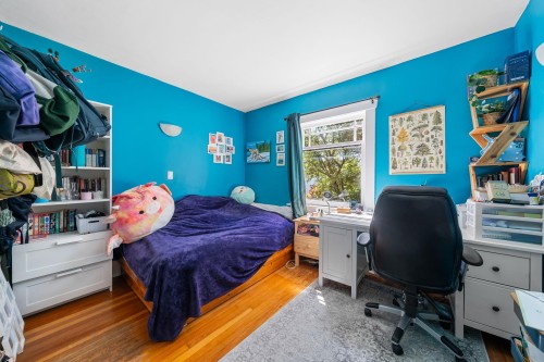 3218 6Th Avenue W, Vancouver, BC 