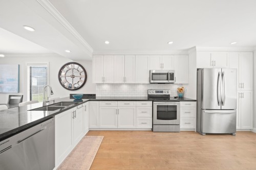 43-4800 Trimaran Drive  Richmond, BC V7E 4Y7