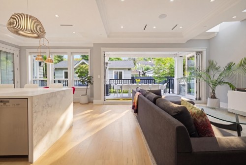 4021 34Th Avenue W, Vancouver, BC 