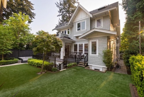 4021 34Th Avenue W, Vancouver, BC 