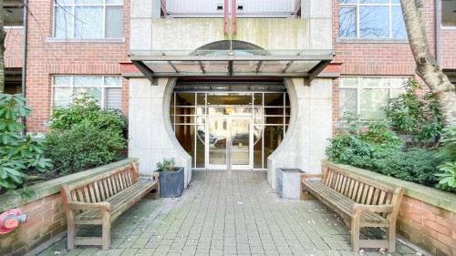 228-9288 Odlin Road, Richmond, BC 