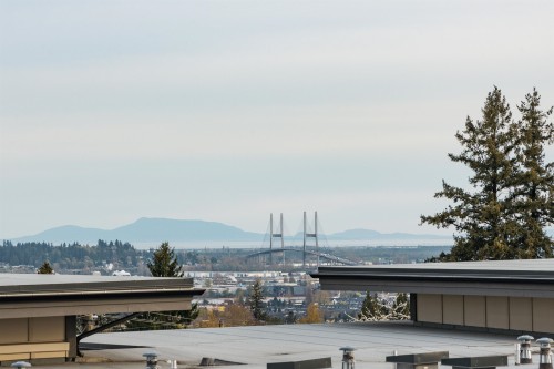 403-7769 Park Crescent, Burnaby, BC 