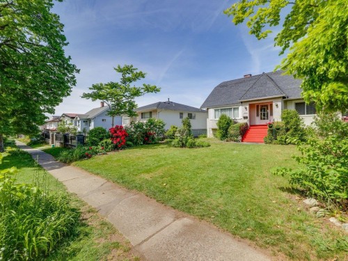 2087 26Th Avenue E, Vancouver, BC 