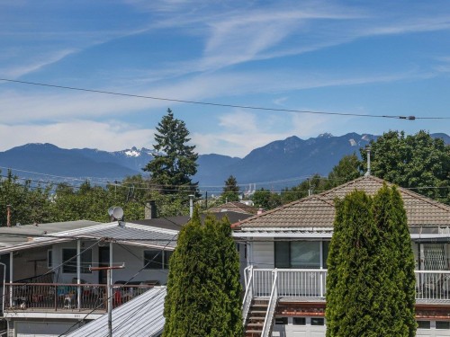 2087 26Th Avenue E, Vancouver, BC 