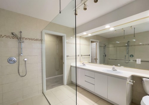 5620 Cornwall Drive, Richmond, BC 
