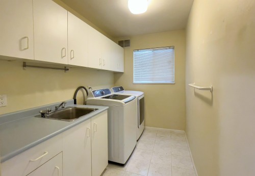 5620 Cornwall Drive, Richmond, BC 