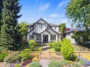 738 13Th Street E, North Vancouver, BC 