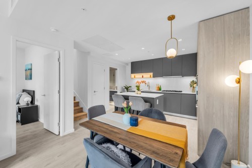 Th2-6788 Minoru Boulevard, Richmond, BC 